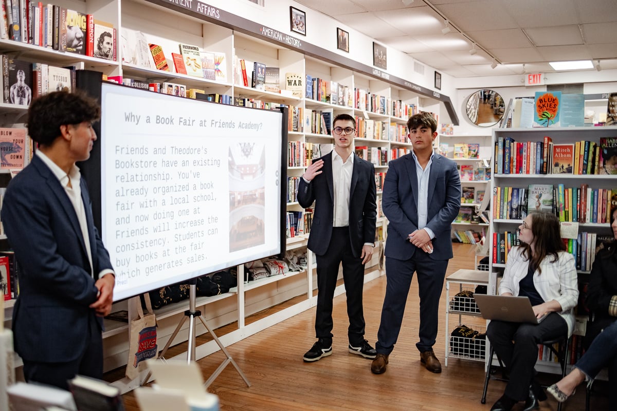 Entre 1 Presentation at Theodore’s Books-22 (1)