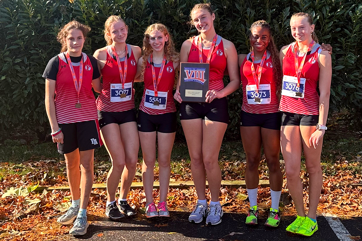Friends-Academy-girls-cross-country-2025-Nassau-Country-champions
