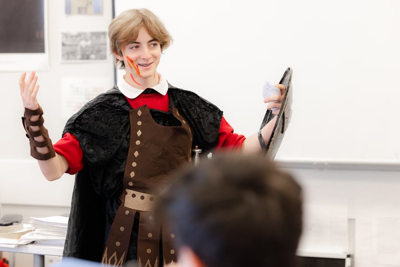 US English Hamlet Brad W 24-9