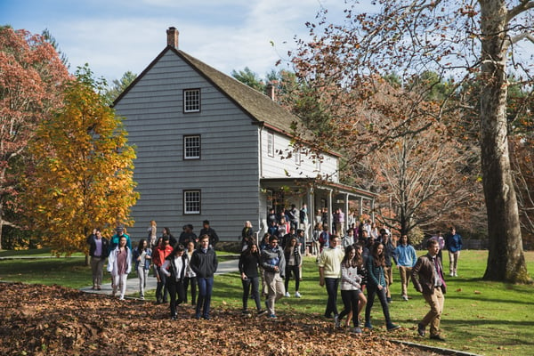 upper-school-students-leaving-meeting-house