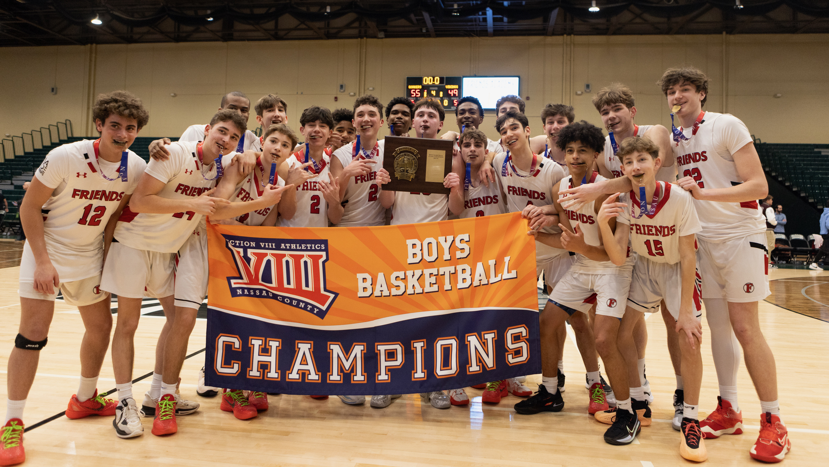 Boys Varsity Bball capture County crown, 55-49-image